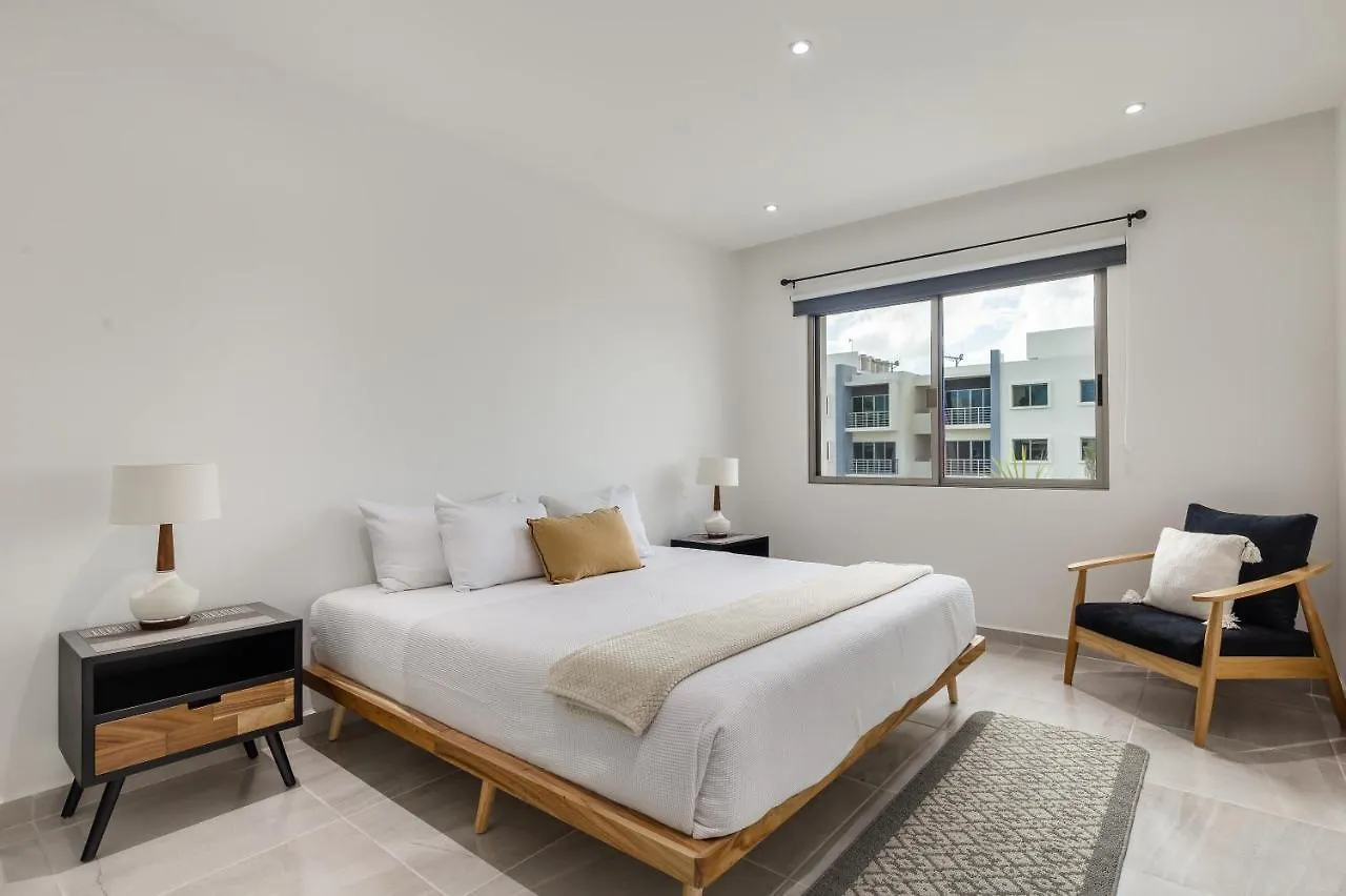 Lovely 2 Bedroom Apartment - Pool & Balcony 坎昆 0*,